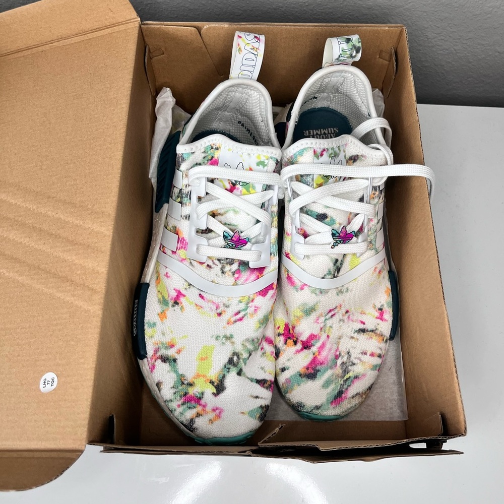 Adidas NMD_R1 floral